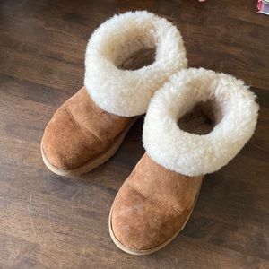 Ugg short boots